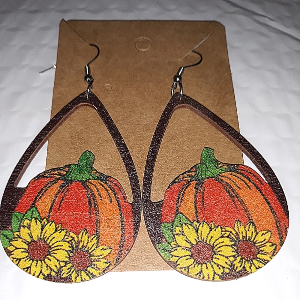 CUTE Pumpkin Fall Harvest Dangle Drop Earrings NEW